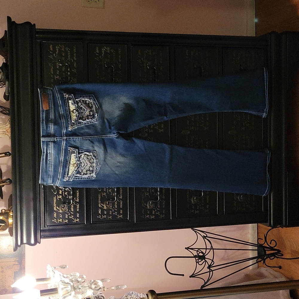 Wallflower jeans
